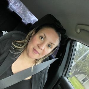 Meet your Posher, Roxanne